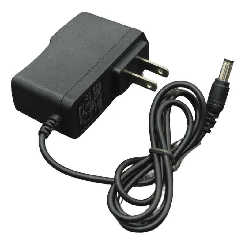 ADAPTADOR DE VOLTAJE 9V 2A CON CONECTOR JACK 5.5X2.5 MM